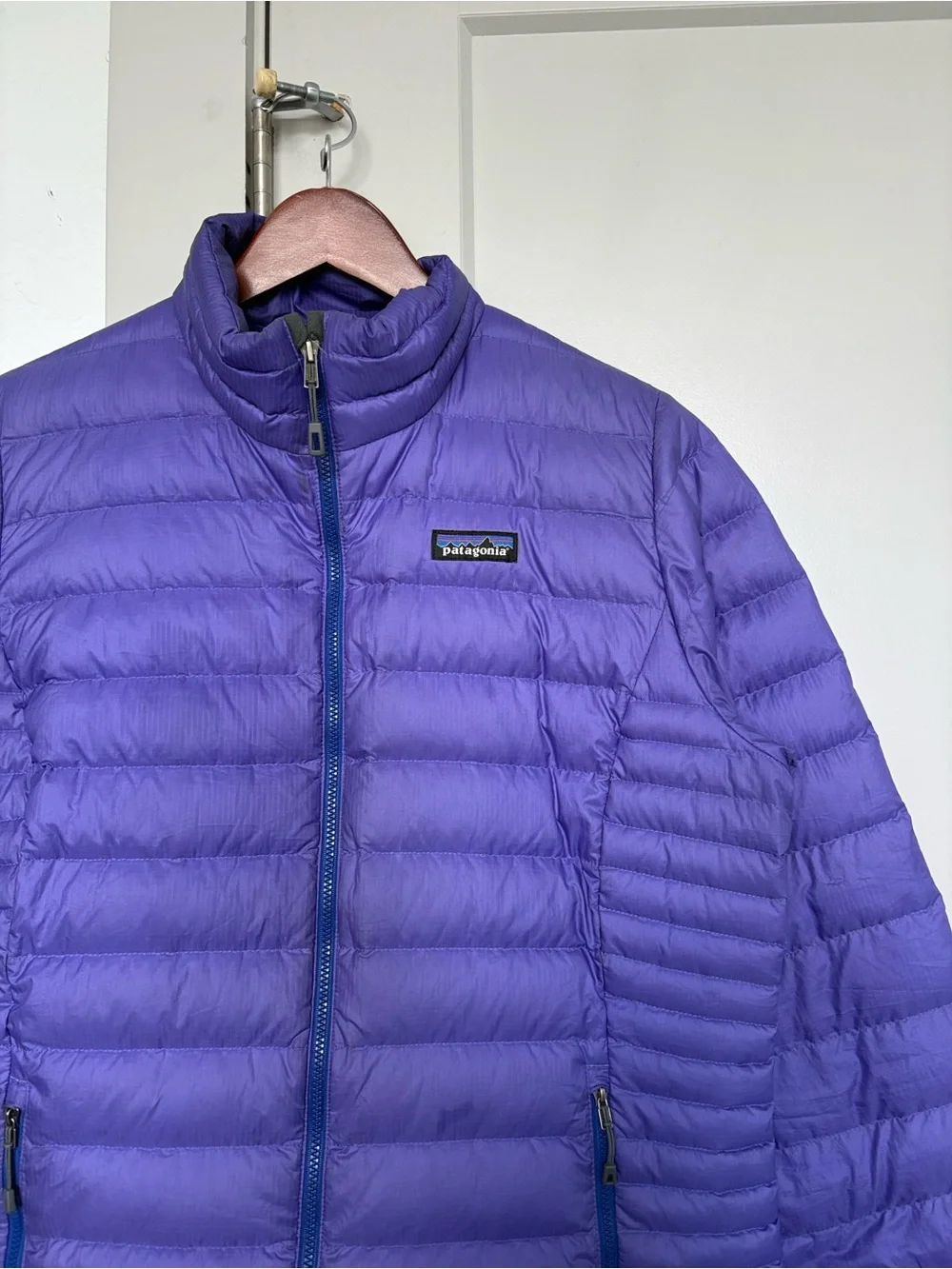 PATAGONIA DOWN FULL ZIP PURPLE JACKET WOMENS LARGE